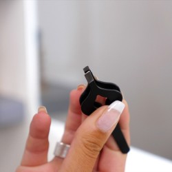 Pince à épiler ERGONOMIQUE